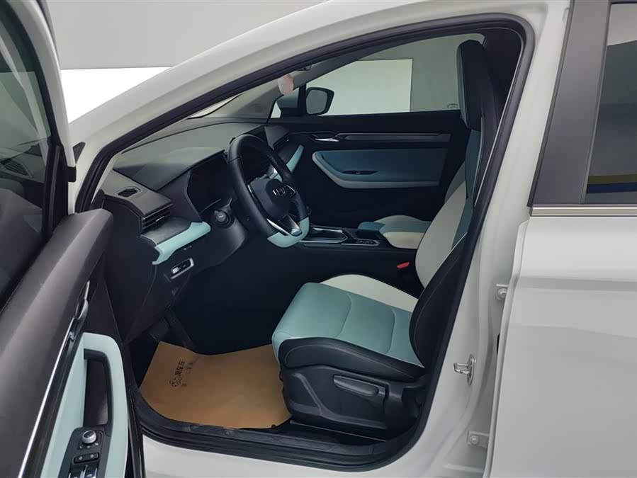 GEELY 2022 car image #10