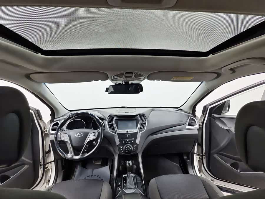 Hyundai Santa Fe 2013 #10 Hyundai Santa Fe 2013 car image #10