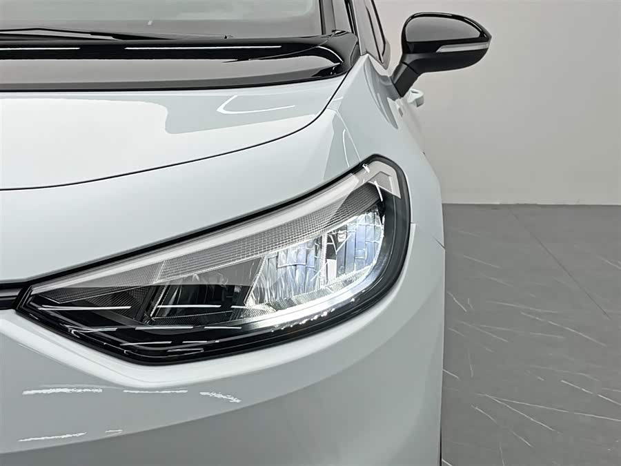 Volkswagen ID.3 2023 car image #10
