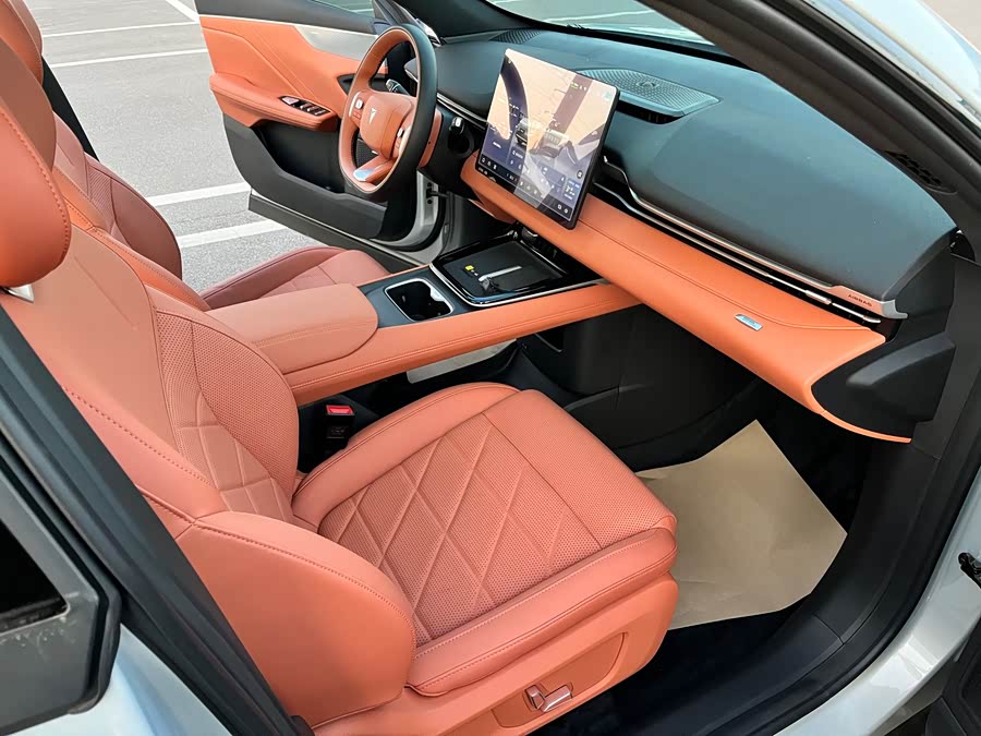 Deepal S05 2025 car image #10