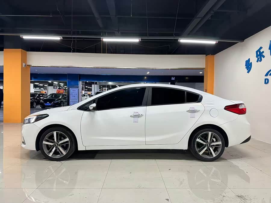 起亚 嘉华 2025 汽车图片 #10