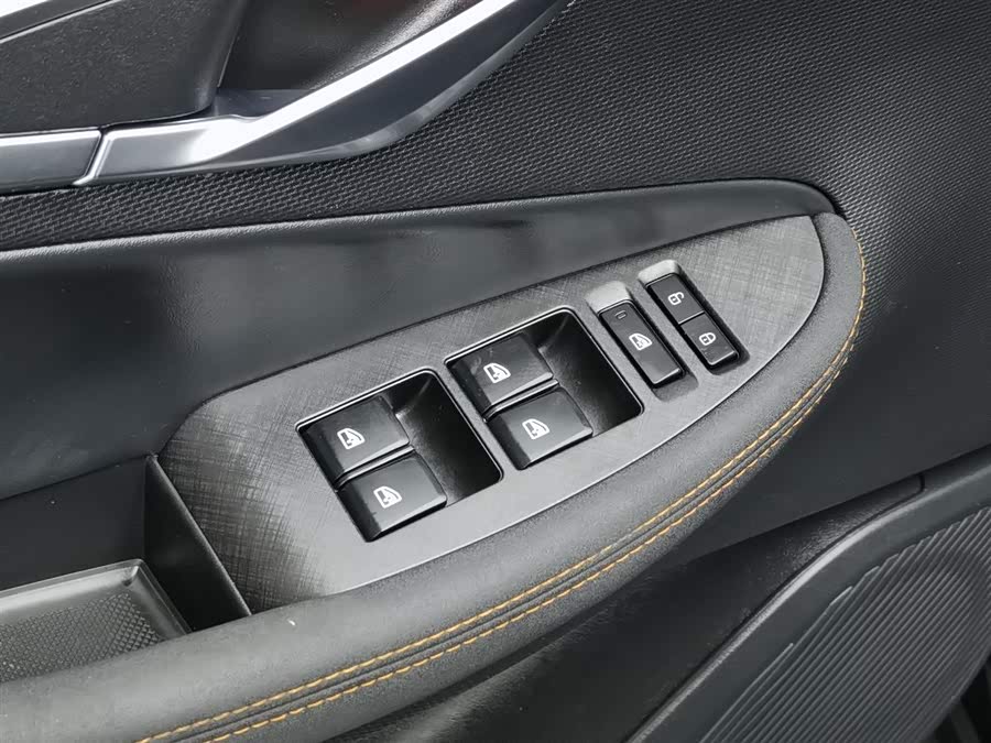 Changan UNI-T 2022 car image #10