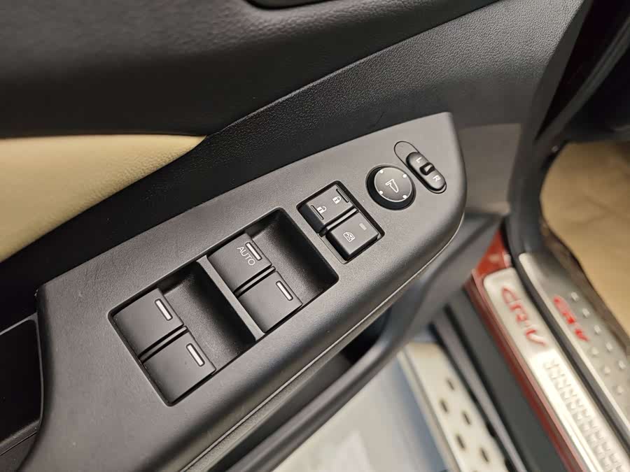 Honda CR-V 2017 صورة سيارة #10