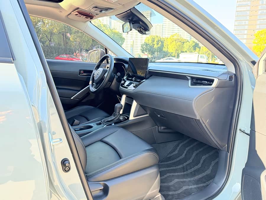 Toyota Corolla Cross 2023 car image #10