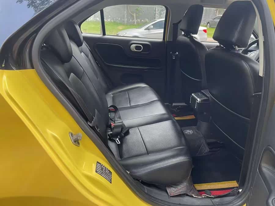 MG 3 2011 car image #10