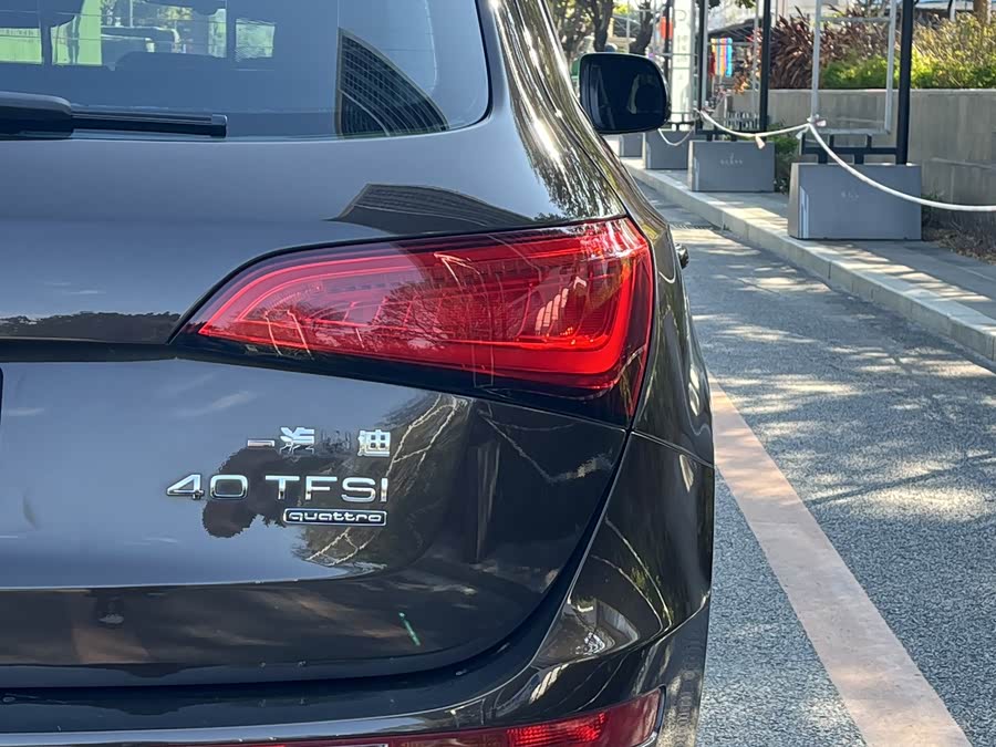 Audi Q5 2015 car image #10