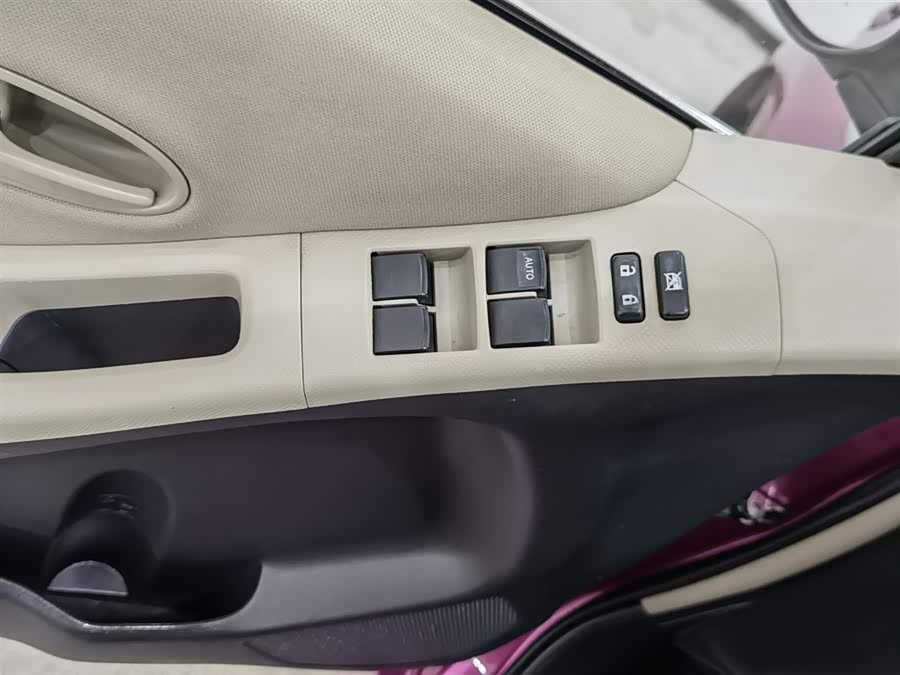 领航员 2013 汽车图片 #10