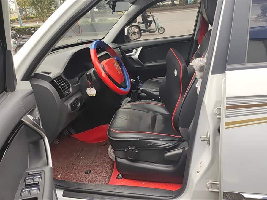 奇瑞 瑞虎3 2014 汽车图片 #10