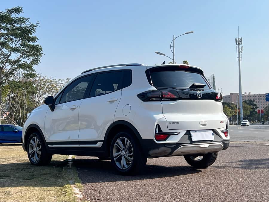 Changan CS15 2020 immagine di auto #10