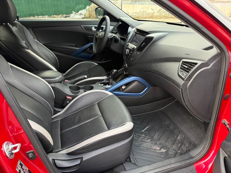 Hyundai Veloster 2013 صورة سيارة #10