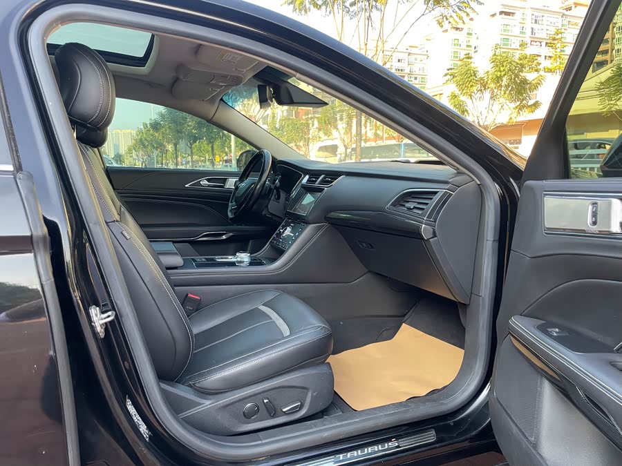 Ford Taurus 2017 #10 Ford Taurus 2017 car image #10