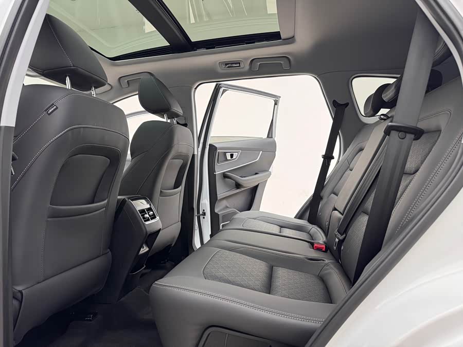 Chery Tiggo 8 2023 car image #10