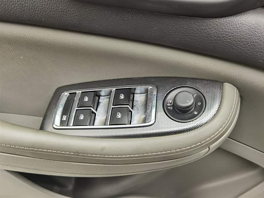 Chevrolet Malibu 2014 #10 Chevrolet Malibu 2014 car image #10