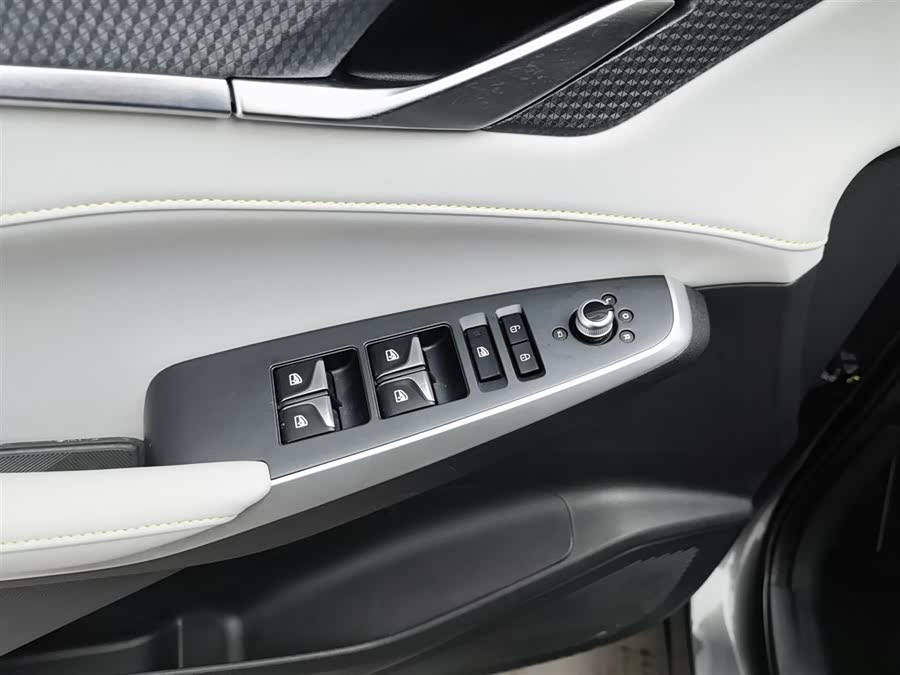 Changan CS75 Plus iDD 2024 car image #10