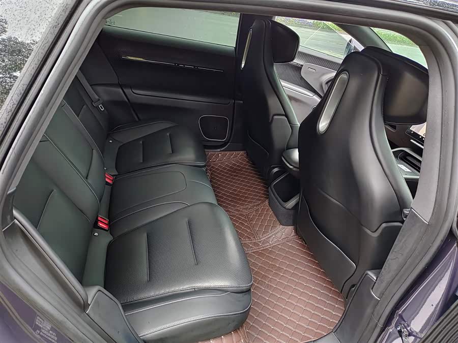 Avatr 12 2023 car image #10