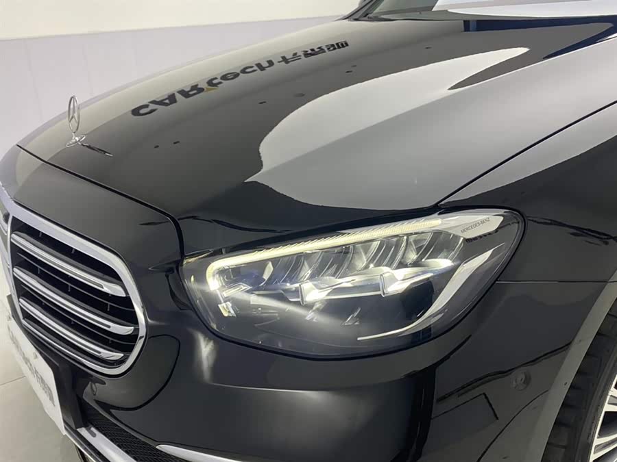 Mercedes-Benz E Class 2023 car image #10