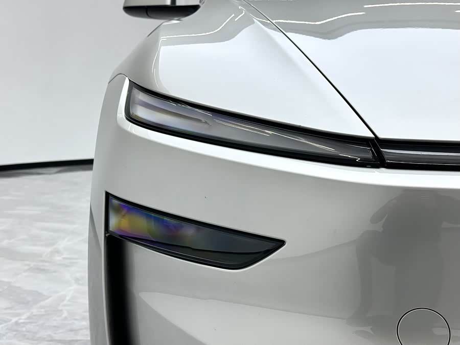 特斯拉 Model Y L 2025 汽车图片 #10