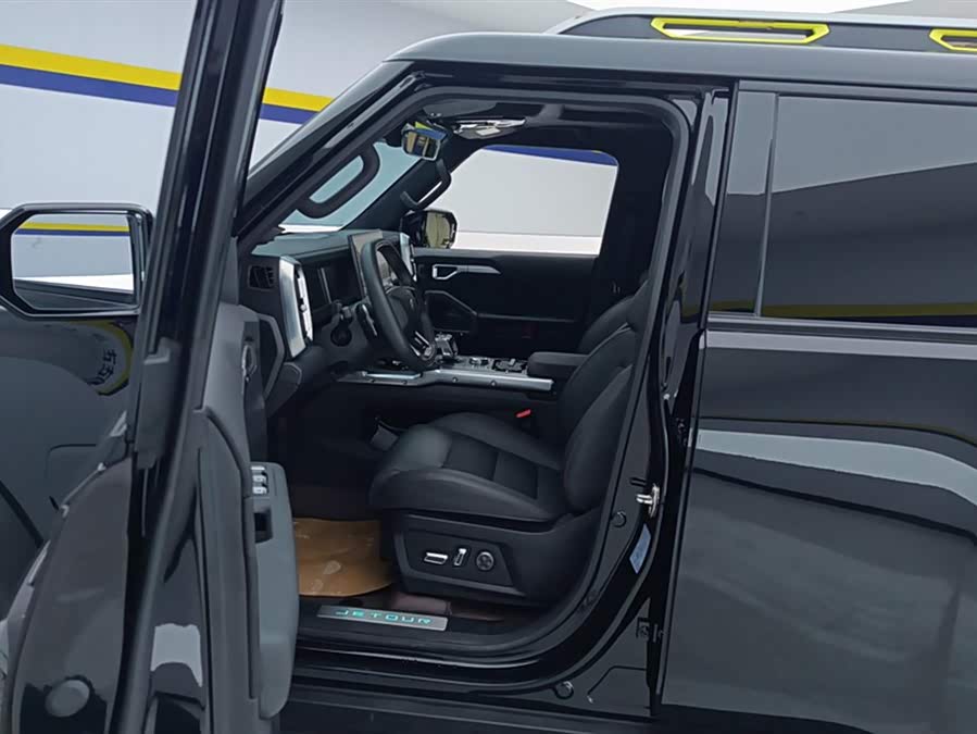 Jetour Traveller 2024 car image #10