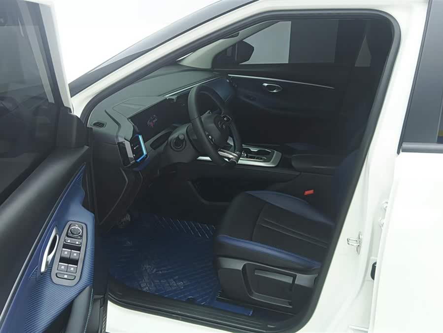 GAC Trumpchi GS3 2025 #10 GAC Trumpchi GS3 2025 car image #10