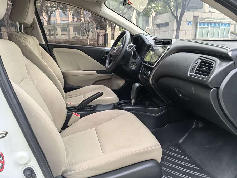 Honda City 2018 car image #10