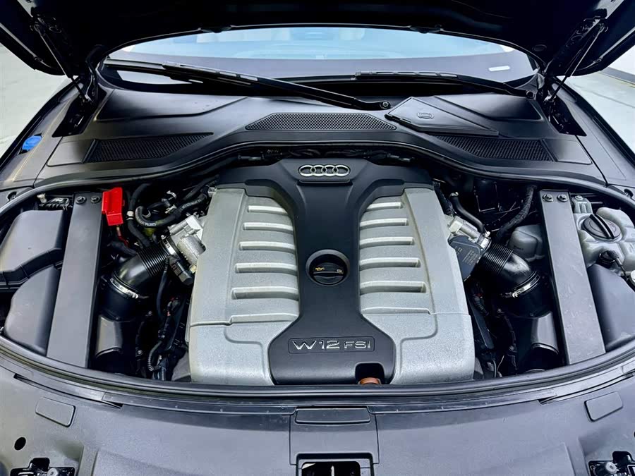 Audi A8 2012 imagen de coche #10