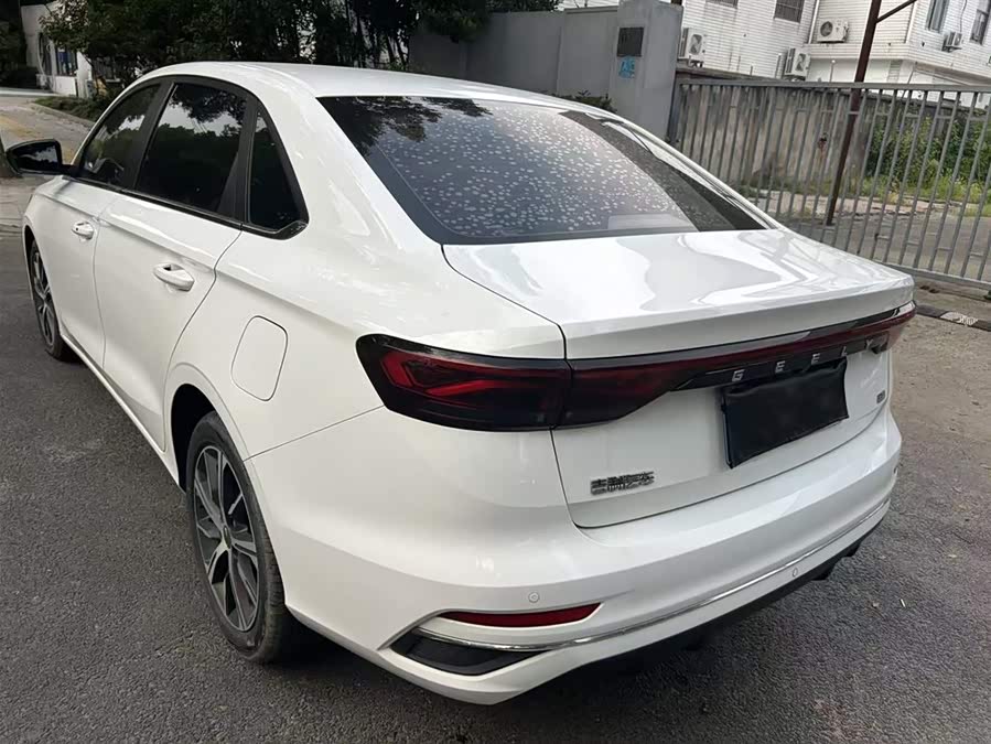 GEELY Emgrand 2022 car image #10