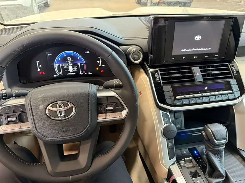 Toyota car image #10