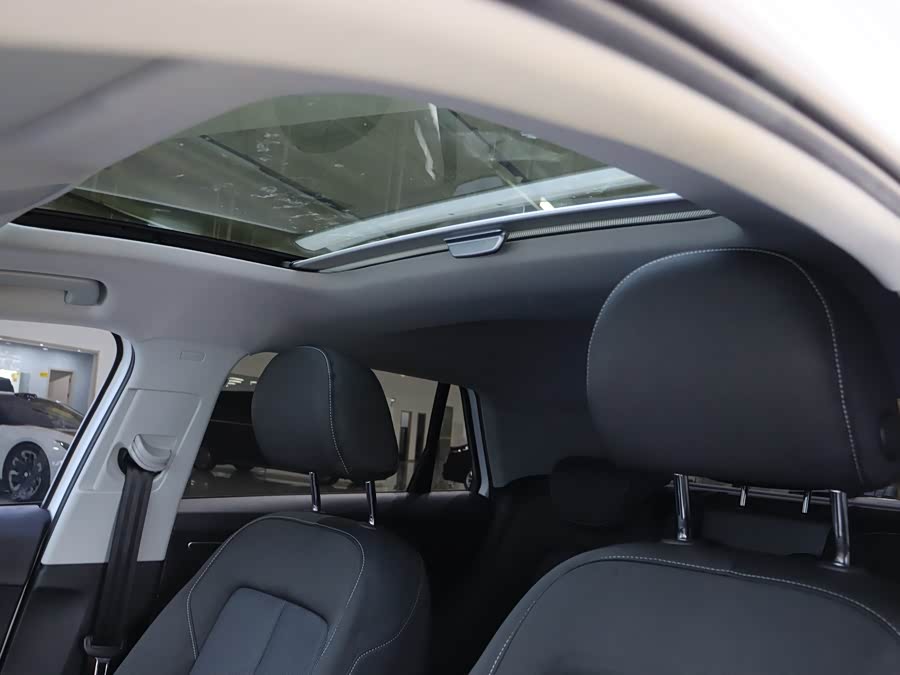 Audi Q2L 2020 صورة سيارة #10