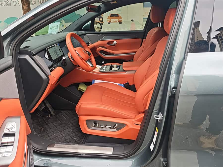 BYD Tang L 2025 car image #10