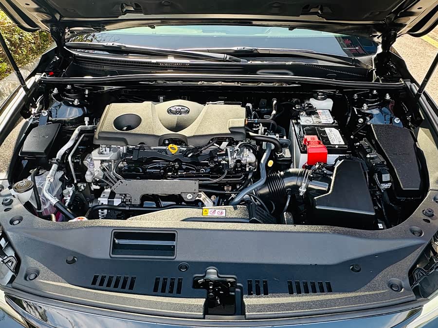 Toyota Avalon 2023 car image #10