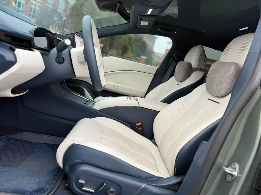 Zeekr 007 2025 immagine di auto #10