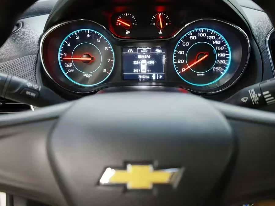 Chevrolet Cruze 2018 imagem de carro #10