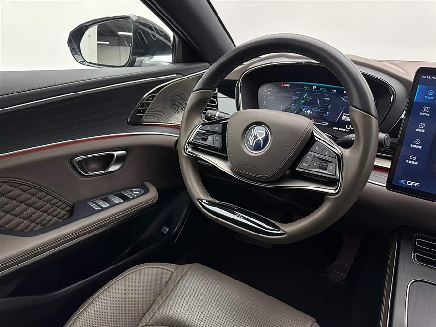 BYD Han 2023 car image #10