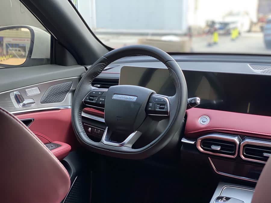 Jetour X70 PLUS 2022 car image #10