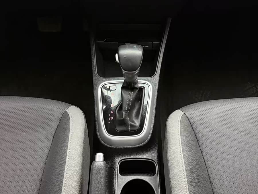 Kia KX1 2022 imagen de coche #10