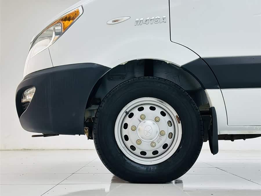 JAC 2017 immagine di auto #10