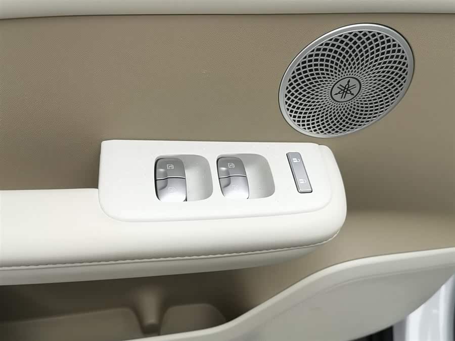 Toyota Bozhi 3X 2025 car image #10