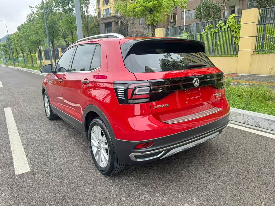 Volkswagen T-Cross 2019 car image #10