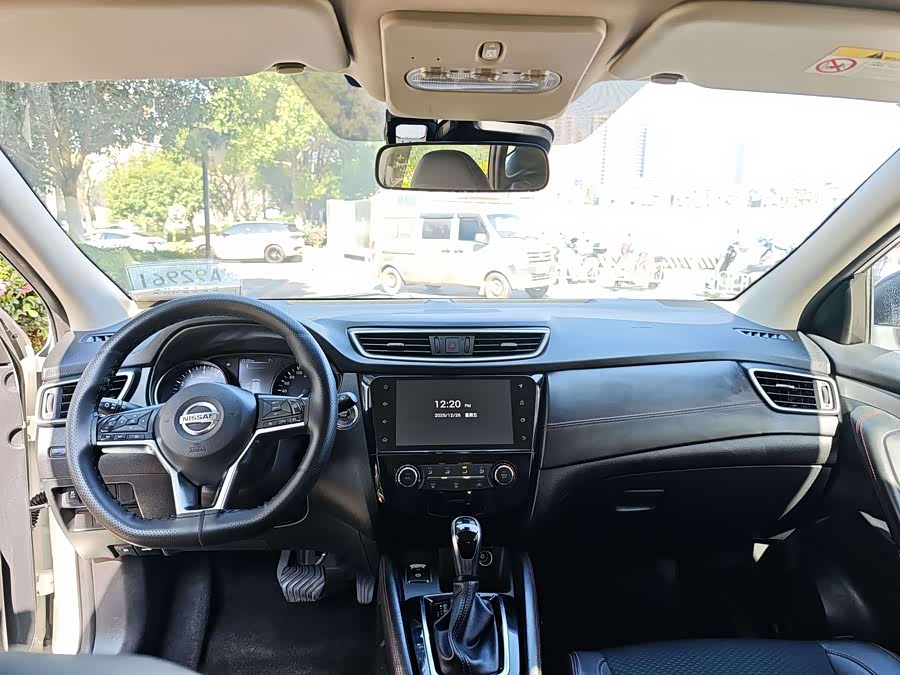 Nissan Qashqai 2016 car image #10