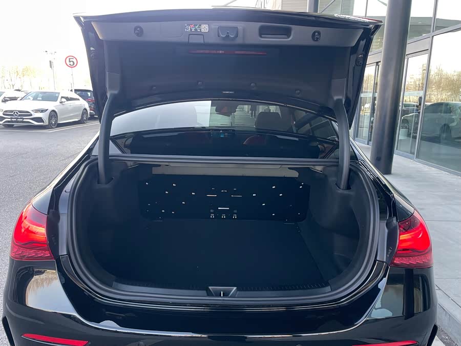 Mercedes-Benz A AMG 2025 #10 Mercedes-Benz A AMG 2025 car image #10