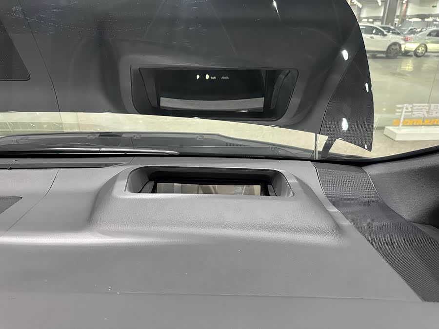 Toyota 2025 car image #10