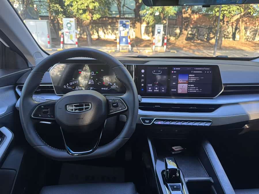 GEELY Binray 2024 car image #10