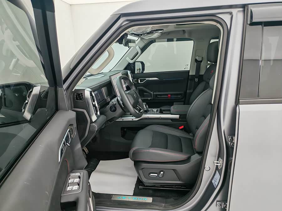 Jetour Traveller 2025 car image #10