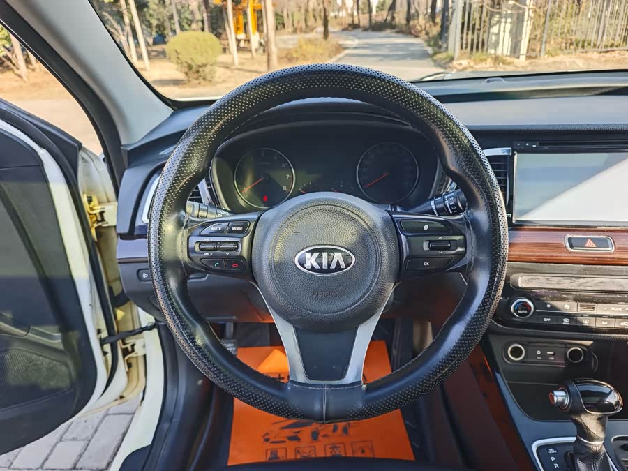 起亚 起亚K4 2015 汽车图片 #10