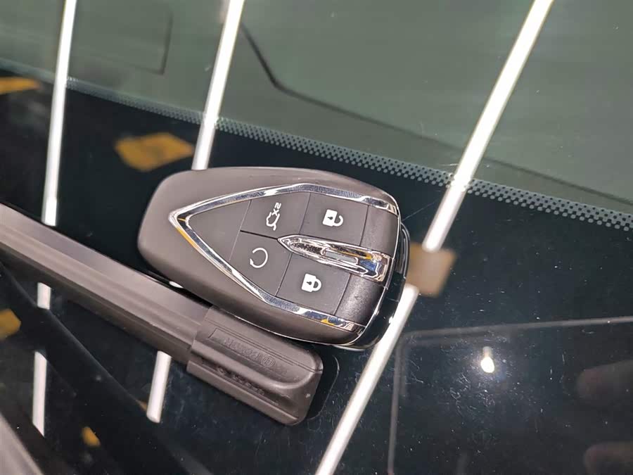 Changan UNI-K iDD 2023 car image #10