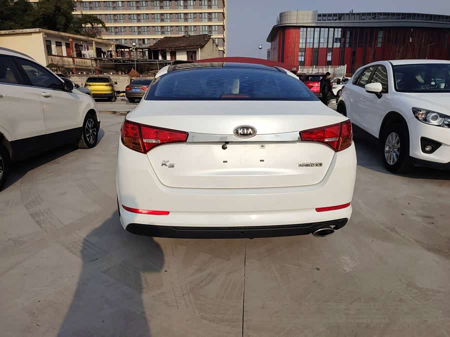 Kia K5 2012 #10 Kia K5 2012 car image #10
