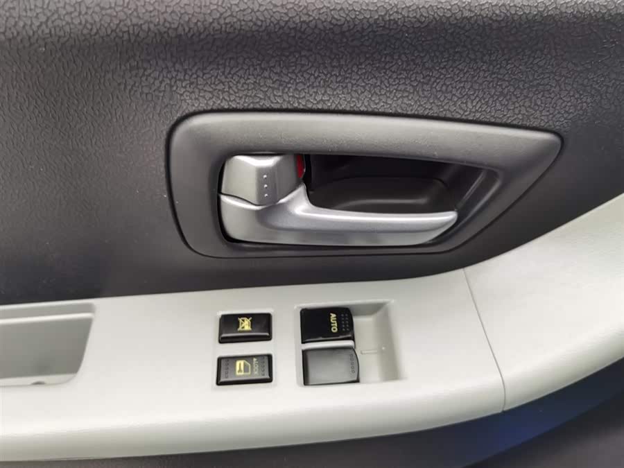 Suzuki Alto 2013 car image #10