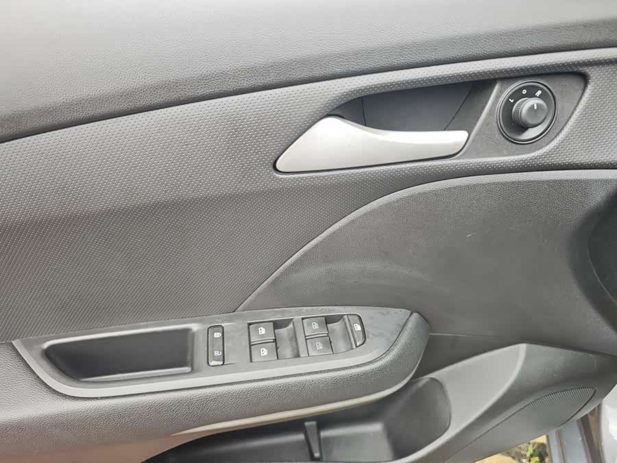 Chevrolet Monza 2020 #10 Chevrolet Monza 2020 car image #10