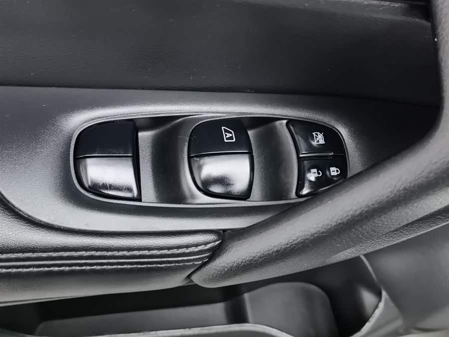 日产 奇骏 2020 汽车图片 #10