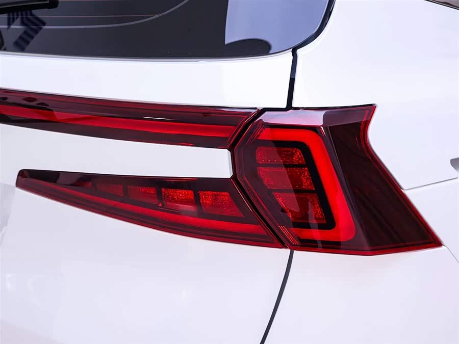 Hyundai Custo 2025 car image #10